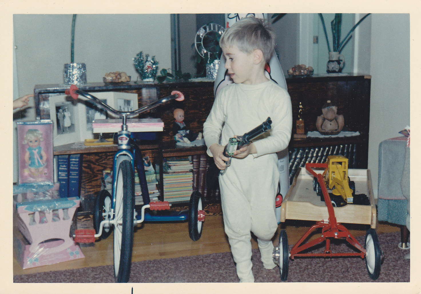 1968 Christmas Petawawa Ontario Ben with toy gun